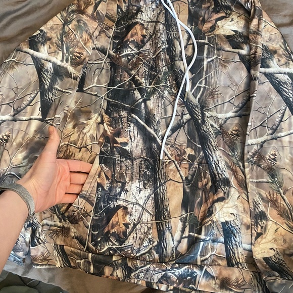 Real tree camouflage print hoodie - Picture 2 of 2
